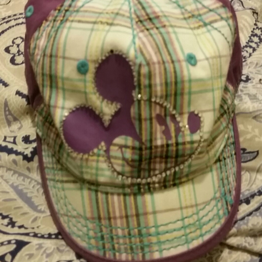 AUTHENTIC DISNEY MICKIE MOUSE CAP